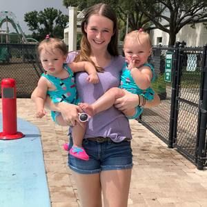 Meet your Posher, Amie